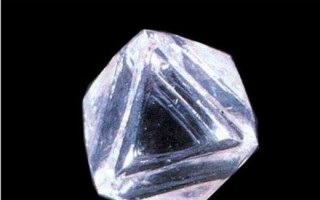 石头变成钻石的过程石头变成钻石的过程是什么