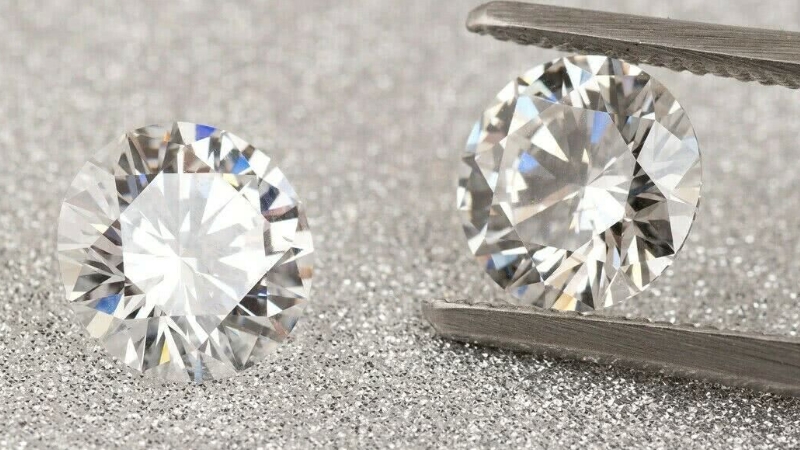 天然钻石和培育钻石哪个值得拥有呢,天然钻石和培育钻石哪个值得拥有-第1张图片-翡翠网