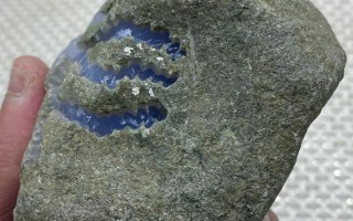 淘宝上翡翠原石定制是真是假,淘宝翡翠原石定制靠谱吗