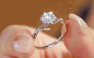 女士钻戒图片大全女士钻戒图片大全2022卡地亚女钻戒指