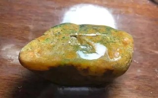 关于翡翠原石双龙戏珠的信息