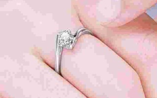 辨别钻戒最简单方法,辨别钻戒最简单方法是什么