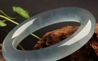 什么是翡翠原石翡翠简介与基本知识