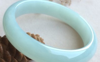 翡翠手镯圈口尺寸表翡翠51圈口是多大手围