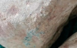 缅甸白三桥翡翠原石红皮翡翠原石