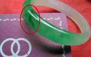 翡翠镯子有裂痕了怎么办,翡翠手镯裂痕怎么处理