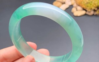 翡翠手镯的棉能消失吗的简单介绍