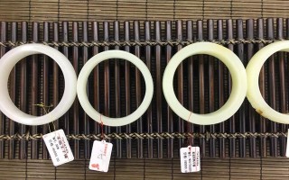 纯白色的玉镯真的很难买吗？