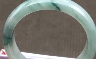 如何鉴别翡翠手镯好坏的简单介绍