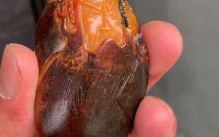 为什么新疆和田玉素有“一红二黄三墨四羊脂”的说法？