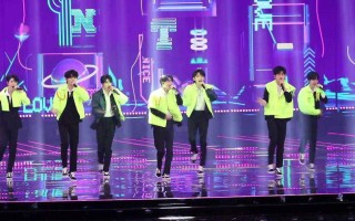 东方卫视时代少年团直播春晚视频,东方卫视时代少年团直播春晚