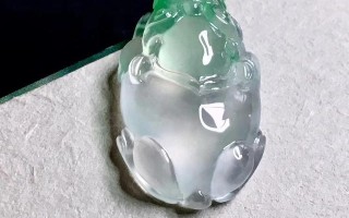 戴翡翠的小知识,男人戴翡翠好还是玉好