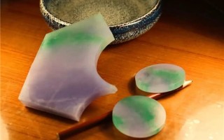 翡翠开窗原石如何保存开窗的翡翠原石可以用真空袋装吗