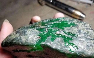 翡翠原石如何观察的简单介绍