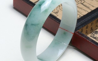 a货翡翠,翡翠手镯鉴定网站