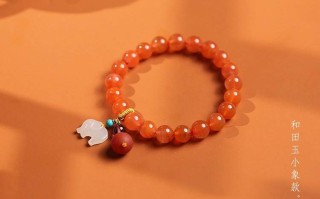 南红手镯和翡翠手镯哪个好,南红配翡翠手镯