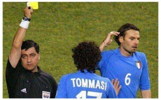 02年世界杯黑哨裁判02年世界杯黑哨