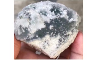 关于翡翠原石哪里买最靠谱的信息