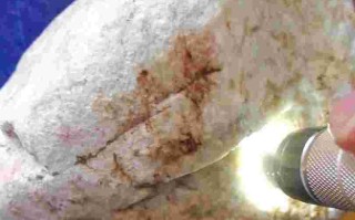 缅甸翡翠原石怎么辨别,怎样识别缅甸翡翠的好坏?