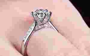 女钻石戒指图片大全欣赏女钻石戒指图片大全