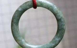 400元的翡翠手镯是不是假的,翡翠手镯可以卖吗