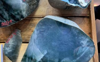 瑞丽翡翠原石直播,瑞丽翡翠原石视频