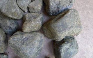 缅甸去那里买翡翠原石去缅甸如何买原石