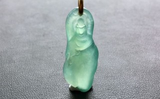 冰糯种翡翠一般多少钱一斤,冰糯种翡翠