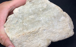 莫西沙原石都出什么色的翡翠莫沙西翡翠原石