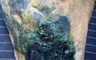 翡翠原石购买翡翠毛料价格翡翠原石购买翡翠毛料