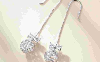 老凤祥耳环一对多少钱一克,老凤祥耳钉多少钱一对