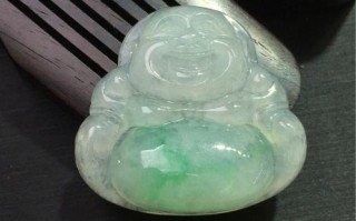 清代老坑冰种翡翠吊坠图片,清代翡翠佛吊坠价格