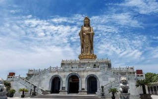 缅甸翡翠玉观音价格缅甸翡翠观音挂件