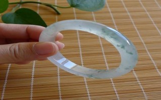 翡翠镯子价格表,翡翠手镯价位表图解