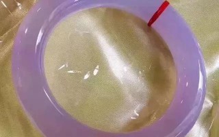 冰紫翡翠手镯,紫罗兰翡翠原石价格