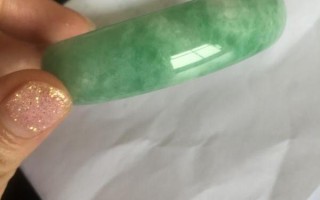 翡翠能养人是真的吗不是很好的翡翠养人吗