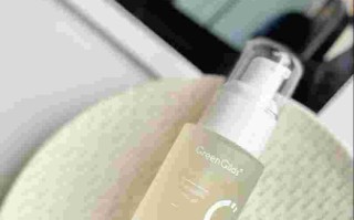 卡尼尔水润凝护全天候密集保湿精华凝露卡尼尔水润凝护全天候密集保湿精华凝露广告