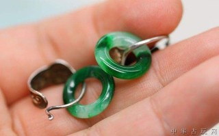 清代翡翠项链拍卖价格清代翡翠圆环价格