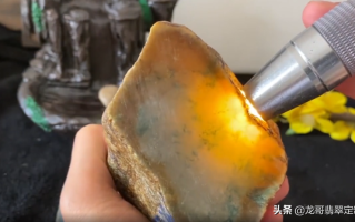 翡翠原石价格帝王绿翡翠原石价格