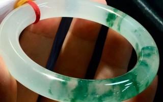 南通翡翠手镯多少钱一只的简单介绍