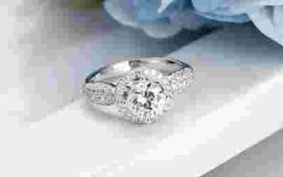 4000多的钻戒回收多少钱,4000多的钻戒回收多少钱一克