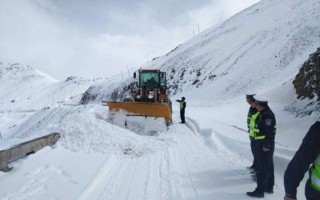 直播全国多地迎来降雪1迎来首场降雪