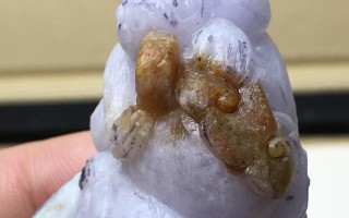 翡翠晶体原石,翡翠的原石