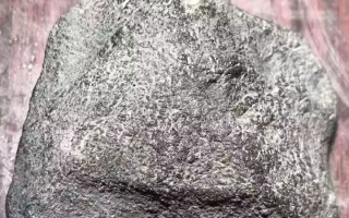 莫西沙刀砍纹,刀砍纹翡翠原石只有莫西沙吗