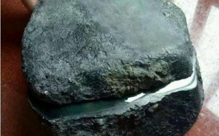 包含翡翠原石在哪买的词条