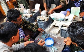 缅甸翡翠价格陕西缅甸翡翠价格