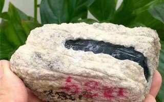 翡翠原石外壳大全图片翡翠原石外壳大全