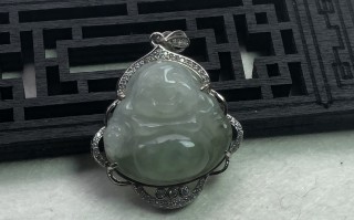 缅甸玉佛像价格缅甸翡翠大肚佛的价格