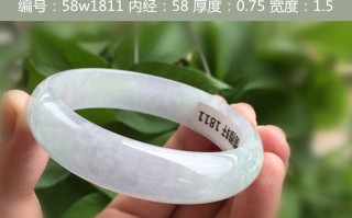 淡绿淡紫翡翠手镯,翡翠手镯飘绿带紫得好不好