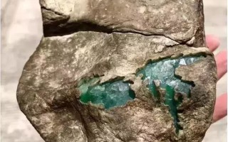 河里有没有翡翠原石,翡翠原石的好坏